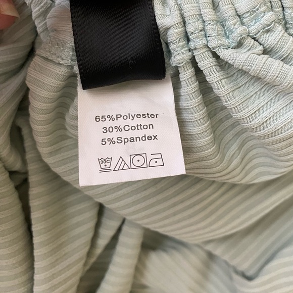 Shein • Dress - Picture 6 of 6